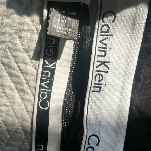 Calvin Klein - Black Cotton Bralet - US SM - Picture 4 of 6